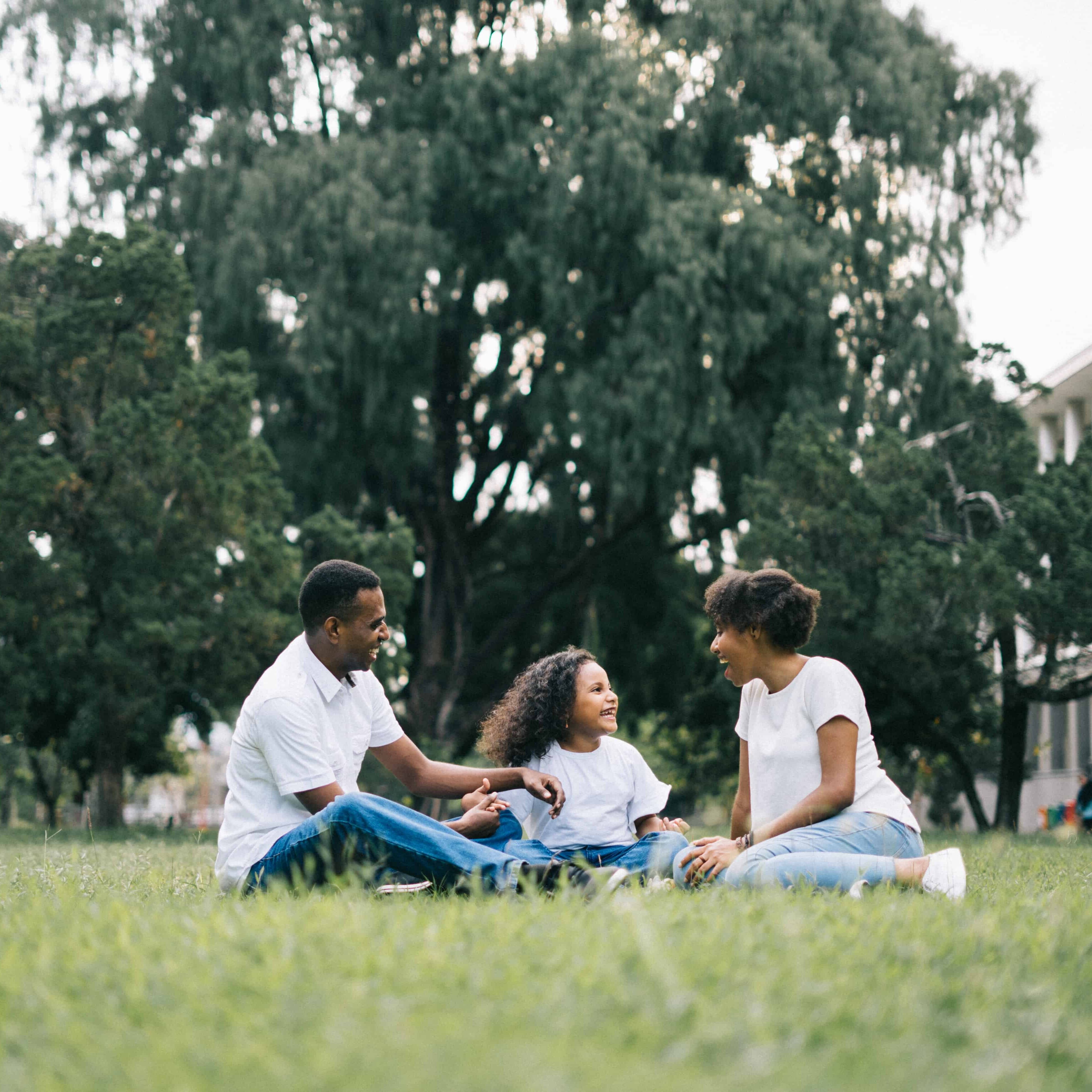 child-daylight-family-1128316